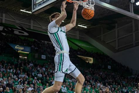 Men’s Basketball Defeats JMU 92-83, Reclaims First Place in The SBC ...