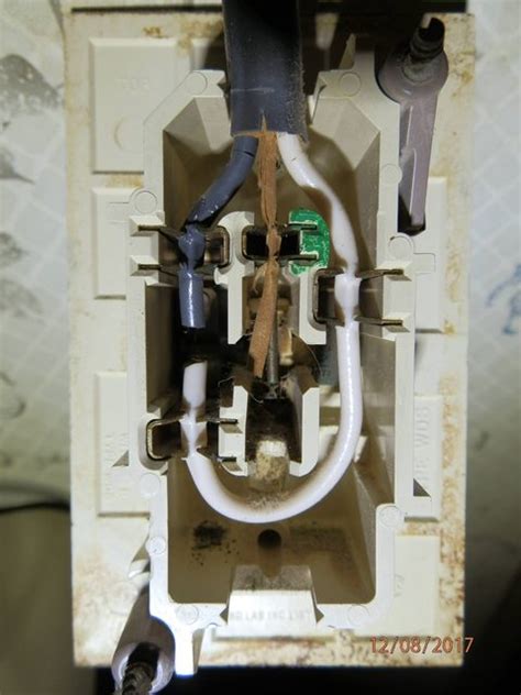 Home Switch Wiring / Normal Lights How Three Way Switches Work Howstuffworks - Pick the diagram ...