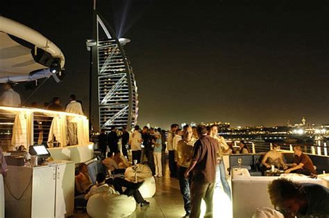 Dubai Nightlife - Chwuc