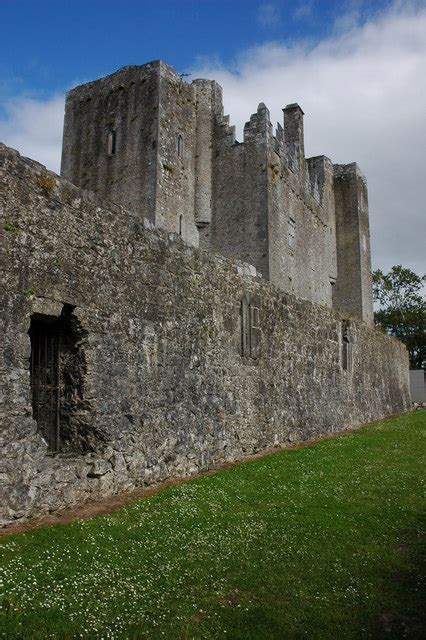 Barryscourt Castle, Carrigtwohill © Philip Halling :: Geograph Ireland