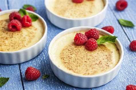 Easy Baked Custard Recipe With Nutmeg