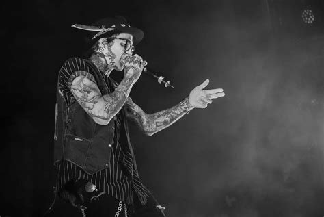 Yelawolf brought the Ghetto Cowboy tour to Corona Theatre (photos ...