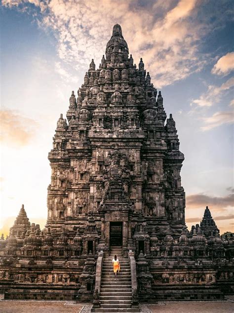 Prambanan Temple: A Stunning Attraction to Visit in the Holiday