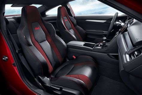 Take a Look Inside the 2020 Honda Civic Si Interior