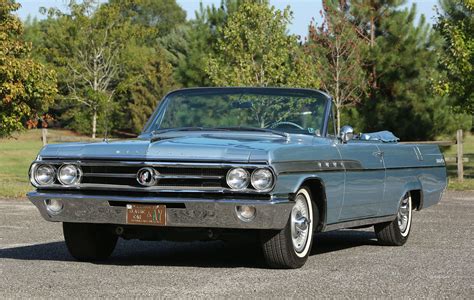 1963 Buick Wildcat | Classic & Collector Cars