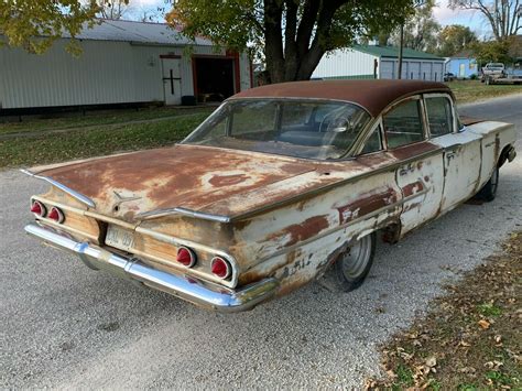 1960 Chevrolet Bel Air Looks Like It Has Many Stories to Tell, Help Needed - autoevolution