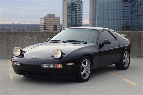 1989 Porsche 928 - Equipment & Options Codes