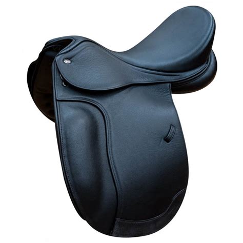 Letek Dressage Saddle | Western Shoppe