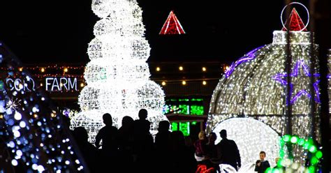 Where to see Christmas lights around the Valley