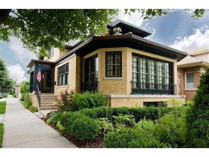 24 Chicago Bungalows ideas | chicago bungalow, craftsman bungalows ...