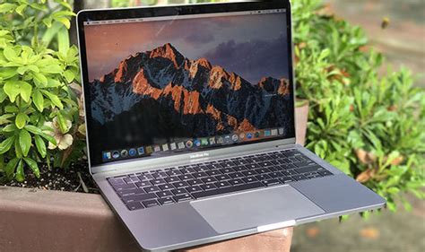 MacBook Pro 2016 review - First look at Apple’s latest laptop | Express.co.uk