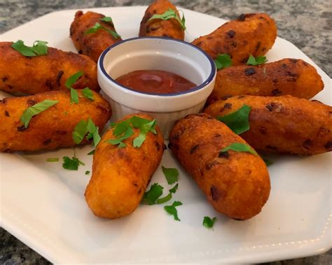 Aloo Patties - Crispy Potato Cutlets | How to Make Aloo Cutlets at Home | Crispy Bread Cutlet ...