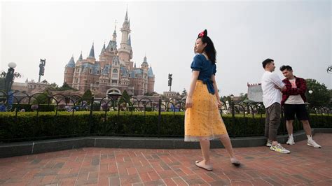 Shanghai Disneyland Reopens: Here's What It Looks Like