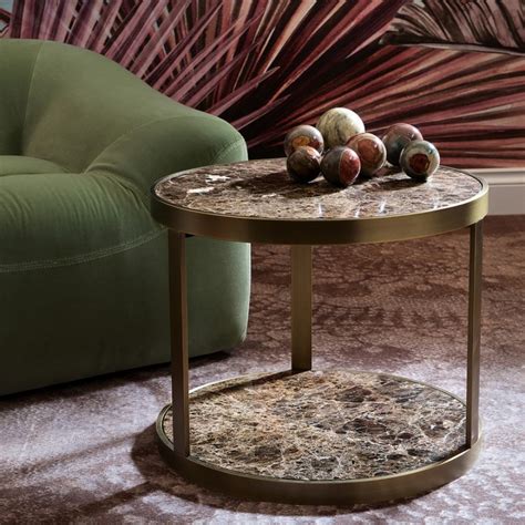 10 Outstanding Marble Bedside Tables That Steal the Spotlight