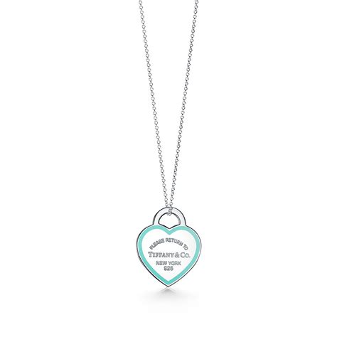 Return to Tiffany™ Tiffany Blue® Heart Pendant in Silver, Medium | Tiffany & Co.