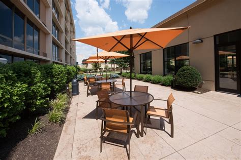 Pet-Friendly Hotels in Canton, OH | Courtyard Canton