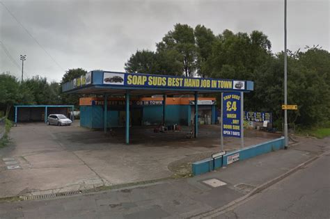 My local car wash is famous for their slogan : r/funny