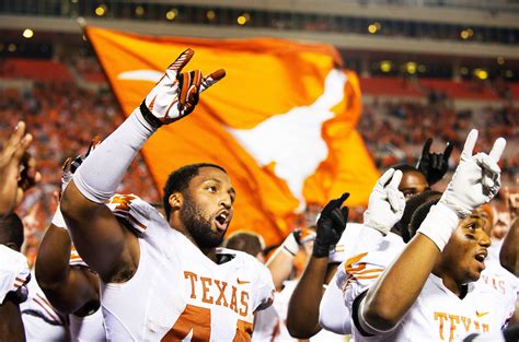 Texas Longhorns Football Wallpapers Free Download | PixelsTalk.Net