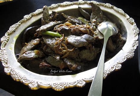 BRIDGET WHITE ANGLO-INDIAN RECIPES: LAMB LIVER AND ONION FRY