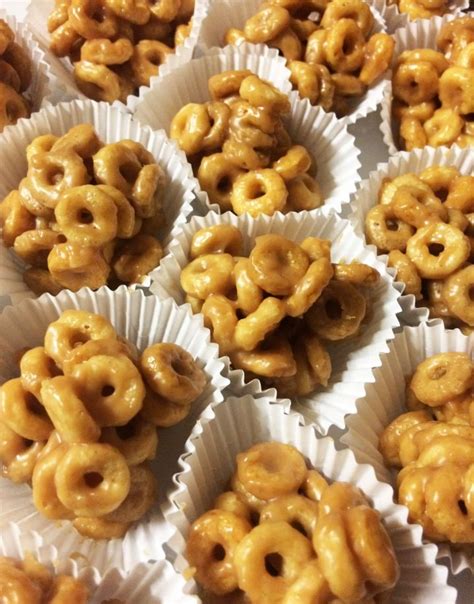 Three Ingredient Cheerio Treats | Simple Toddler Recipes