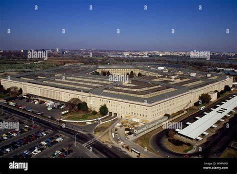 Aerial view of the Pentagon, Arlington, Virginia Stock Photo - Alamy