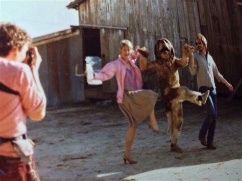 These Behind-the-scenes pics from Cujo will leave you howling