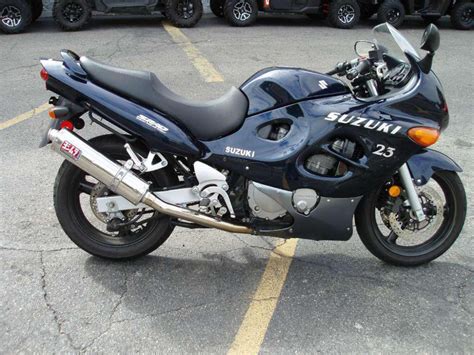 Buy 2005 Suzuki Katana 750 Sportbike on 2040-motos