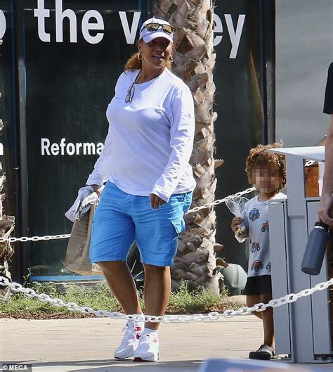 Queen Latifah seen for the first time with son Rebel as she shops in LA | Daily Mail Online