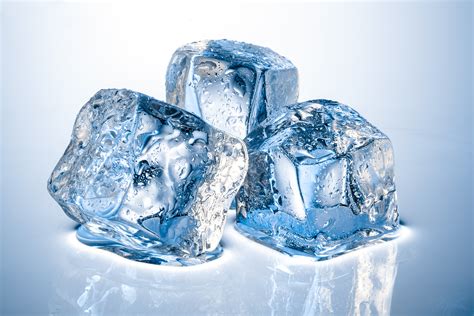 Crystal Clear Ice Cubes - 4K Ultra HD Wallpaper