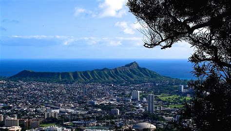 Back of Diamond Head Volcano from Tantalus Mountain - Living in Hawaii