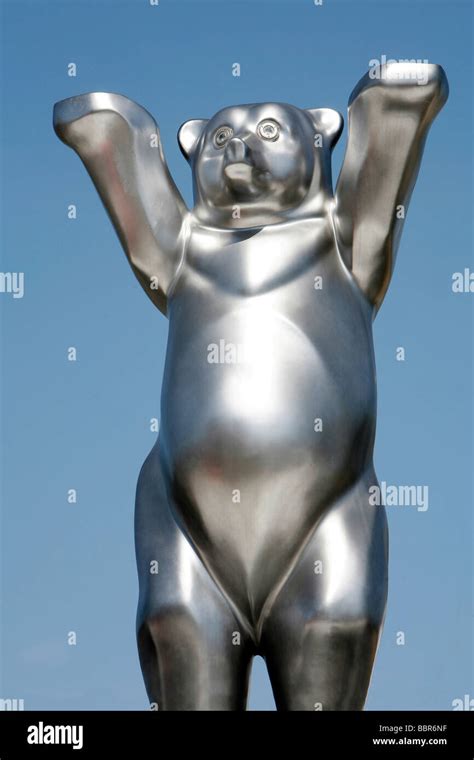 THE BERLIN BEAR, SYMBOL, EMBLEM OF THE CITY, BERLIN, GERMANY Stock Photo - Alamy