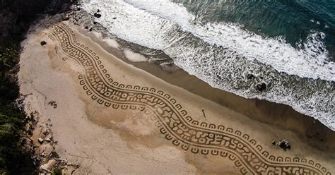 Beach Sand Land Art: Beach Art, Sand Art, Land Art, Earth Art, 1