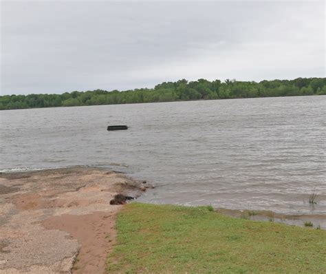 Missing East Texas woman found alive in submerged Jeep