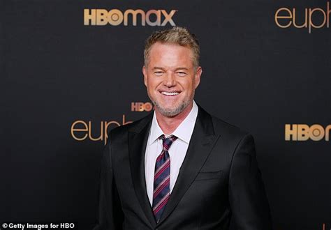 Euphoria's Eric Dane highlights chiseled chest in a gray t-shirt during ...