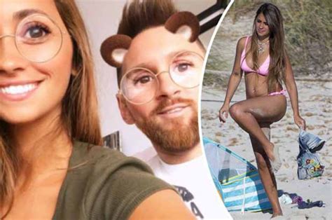 Lionel Messi wife: Instagram left in stitches with VERY cheeky selfies of Barcelona star | Daily ...