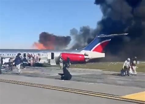 Airplane Catches Fire After Landing At The Miami International Airport; 3 Injured – YARDHYPE