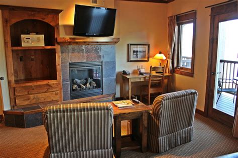 Book Lodge at Whitefish Lake in Whitefish | Hotels.com