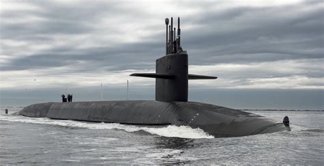 Ohio class USS Tennessee (SSBN-734) returns to Naval Submarine Base ...