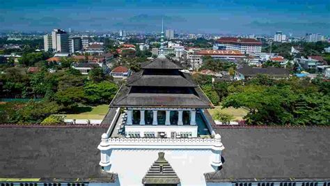 Sejarah Kota Bandung, Asal Mula Nama Bandung Hingga Gerbang Kota Utama Bandung - Harapan Rakyat