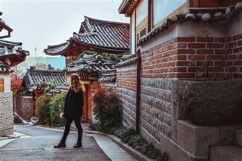 What to Do in Bukchon Hanok Village, Seoul • Svadore