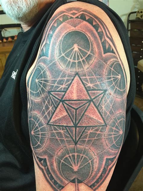 Pin by jack on Sacred Geomerry and Platonic Solids | Tattoos, Geometric ...