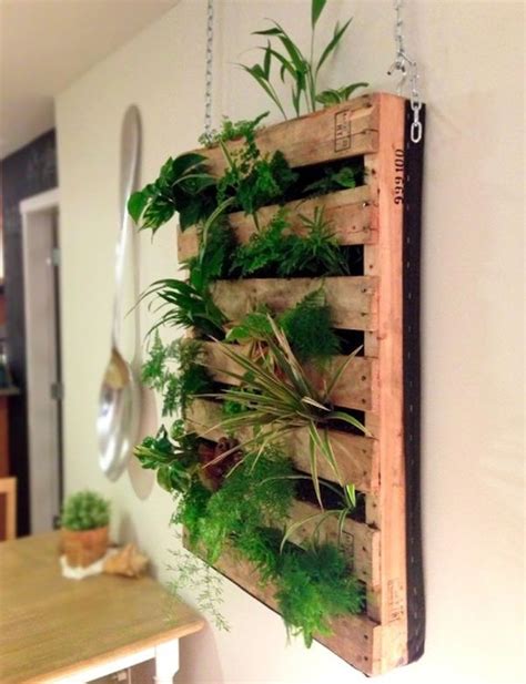 Creative living wall planter ideas – design your own vertical garden