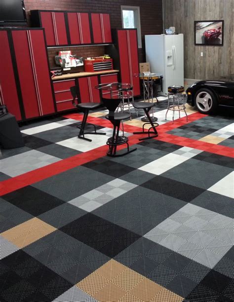 Custom Garage Floors | Motor City Garages