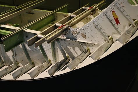 Boeing 747 fuselage structure | A cross section of a Boeing … | Flickr