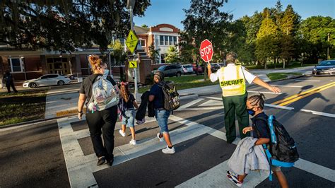 Polk schools asking parents, teachers to choose in-person or eLearning