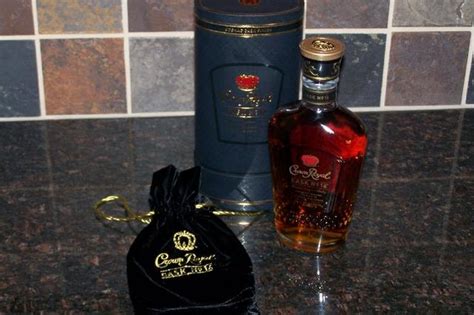 CROWN ROYAL CASK 16 CANADAIAN WHISKEY BOTTLE WHISKY NEW | #37469702