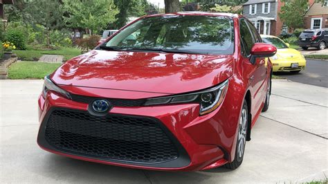 2020 Toyota Corolla hybrid: Every car should be like this