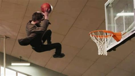 The Basketball Scene In 'The Amazing Spider-Man' Is So Hilariously Bad