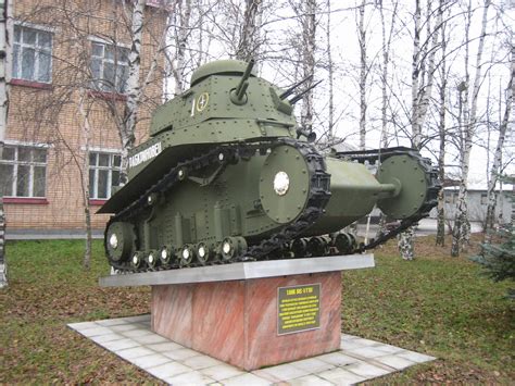 [Photo] T-18 light tank on display at the Kubinka Tank Museum, Moscow ...