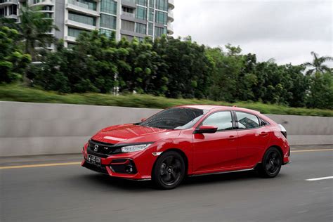 8 Hal Yang Perlu Diketahui dari Honda Civic Hatchback RS Turbo